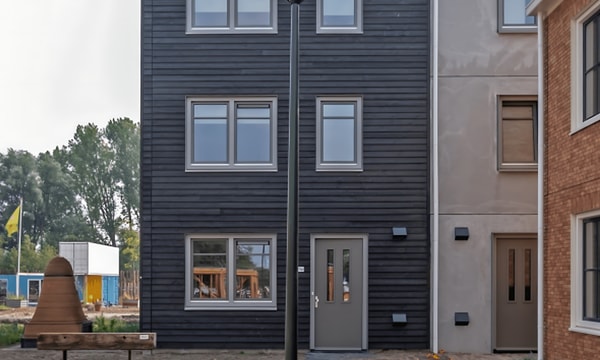 Huis | 124m² | €2200,-