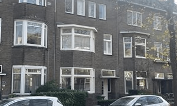 Huis | 185m² | Koning Clovisstraat | €2495,-