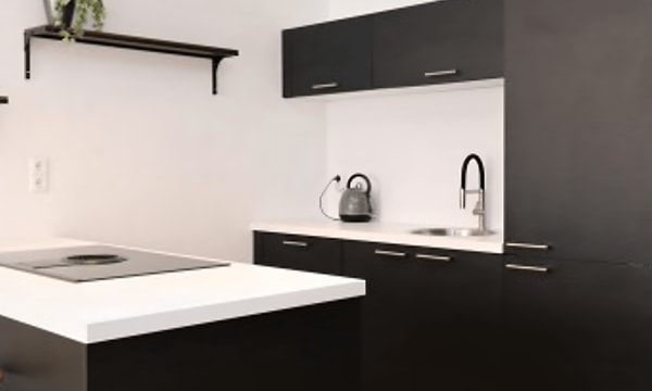 Huis | 90m² | €2450,-