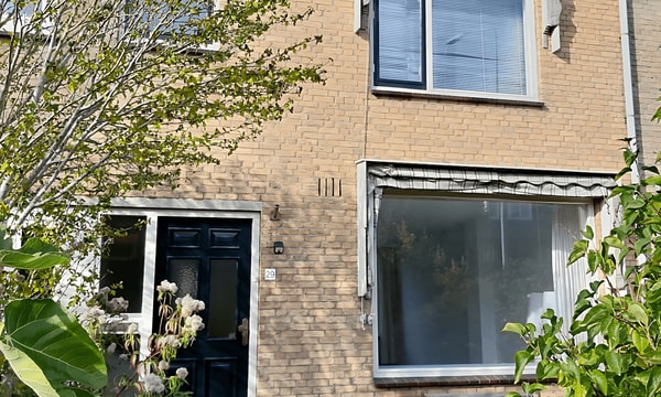 Huis | 103m² | €1950,-