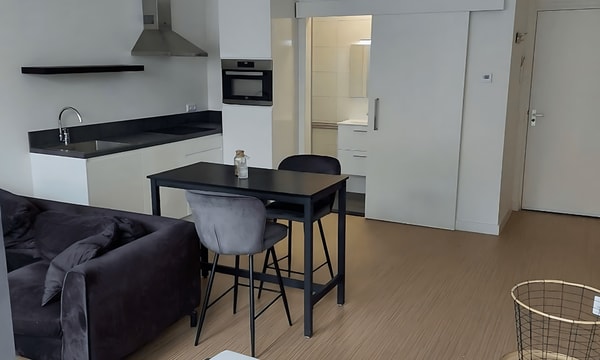 Studio | 34m² | Heuvelring | €1350,-