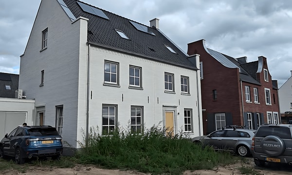 Huis | 160m² | €2395,-