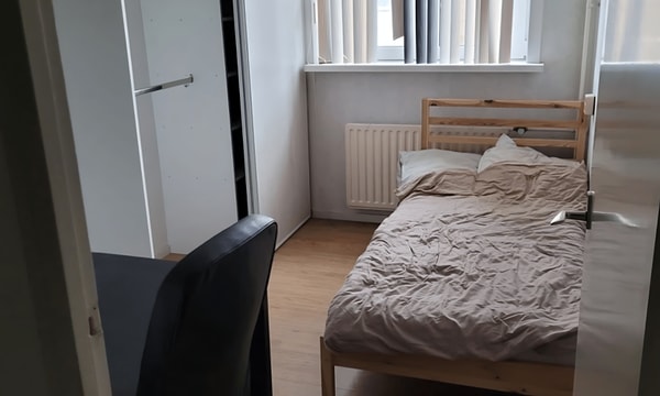 Kamer | 9m² | Kruiskampsingel | €383,-