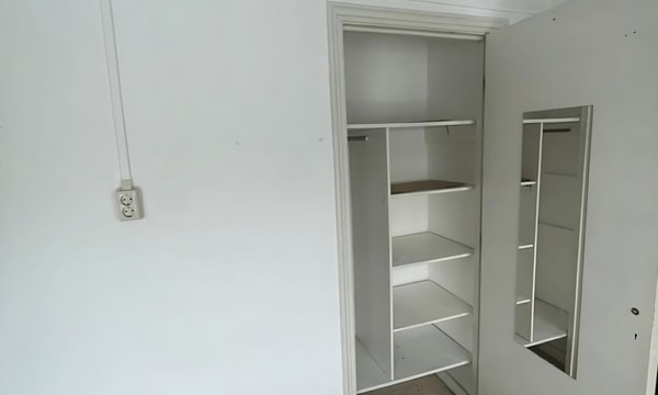 Kamer | 12m² | Zuid Willemsvaart | €750,-