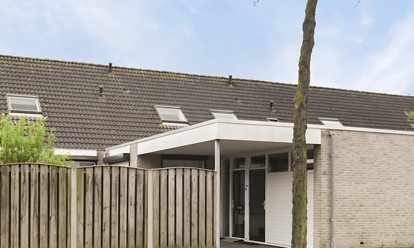 Huis | 105m² | Barendrechtstraat | €1895,-