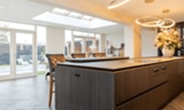 Huis | 280m² | €6500,-