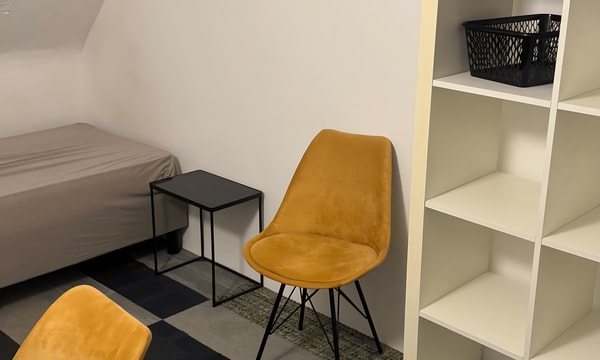 Kamer | 11m² | Floris Burgwal | €700,-