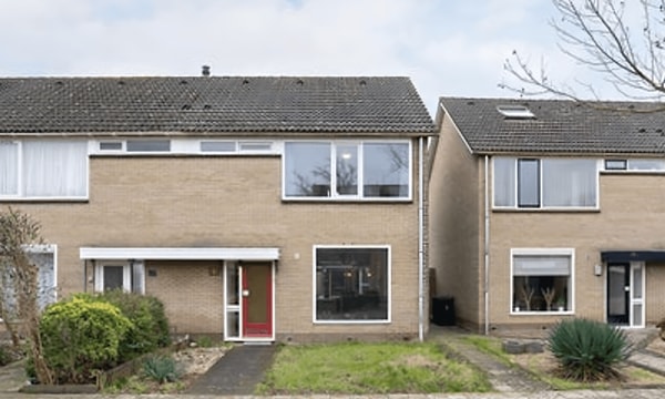 Huis | 109m² | Albardastraat | €1750,-