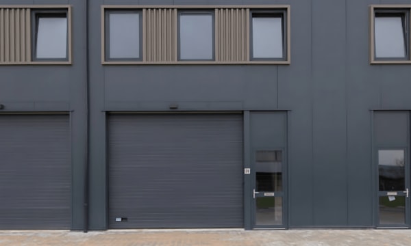 Bedrijfsruimte | 156m² | Morsestraat | €1050,-