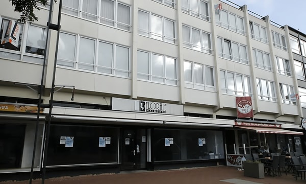 Bedrijfsruimte | 140m² | €2500,-