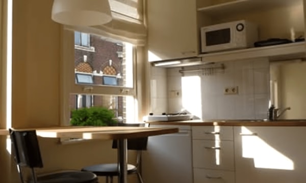 Studio | m² | €795,-