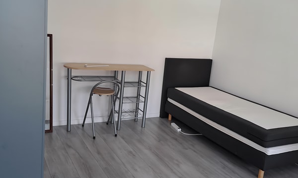Kamer | 15m² | €595,-