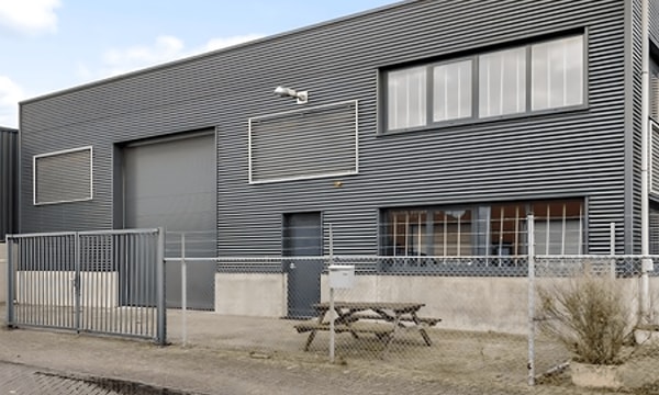 Bedrijfsruimte | 448m² | €3100,-