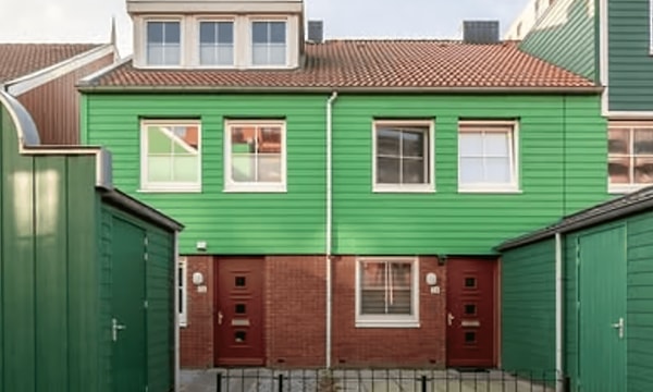 Huis | 107m² | €2400,-