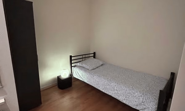 Huis | 90m² | €880,-