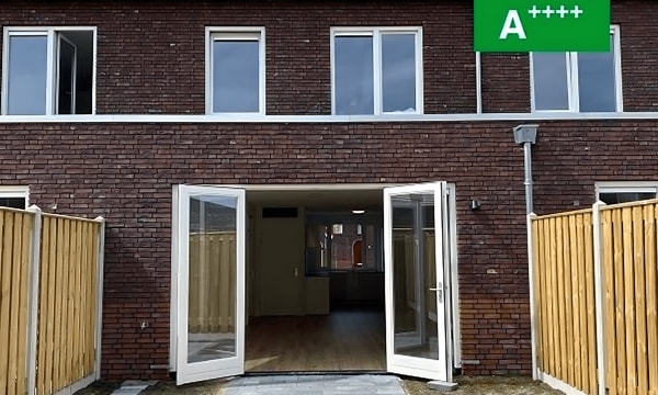 Huis | 139m² | €2195,-