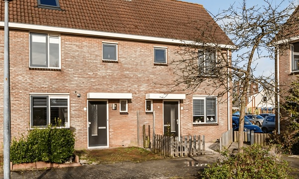 Huis | 100m² | €1295,-