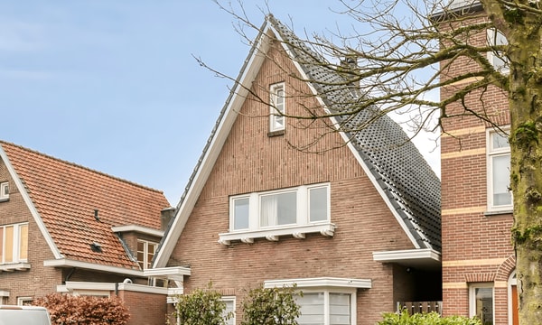 Huis | 147m² | €2750,-