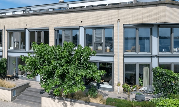 Huis | 177m² | €2250,-