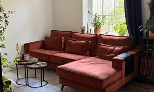 Kamer | m² | €1600,-