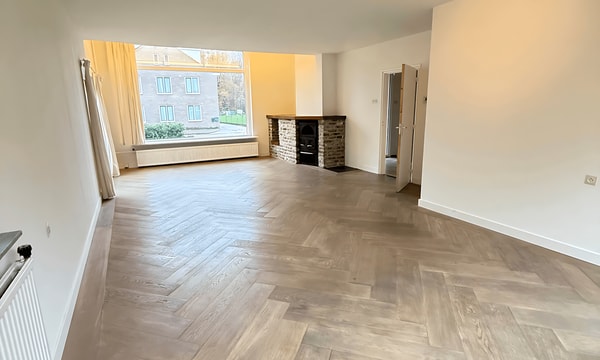 Huis | 288m² | €1800,-