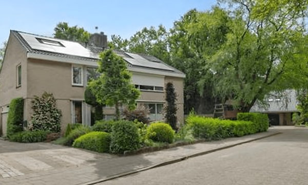 Huis | m² | €2250,-