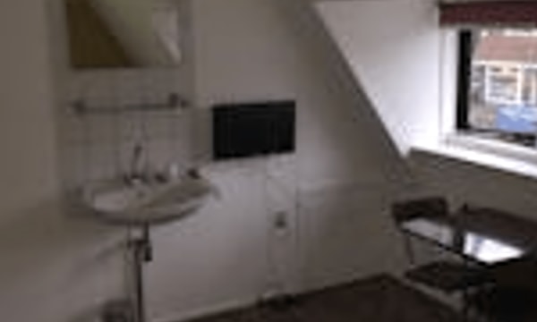 Kamer | 15m² | €595,-