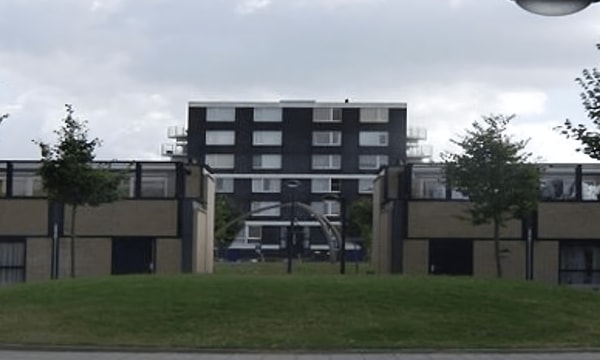 Huis | 76m² | Pioendreef | €843,-