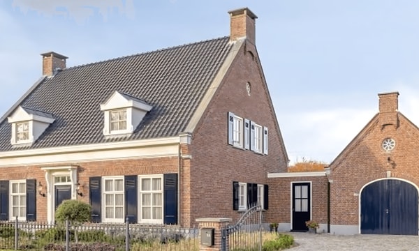 Huis | 345m² | Het Ven | €4000,-