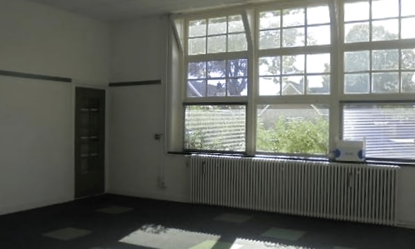 Anti-kraak | 50m² | Rodeweg | €250,-