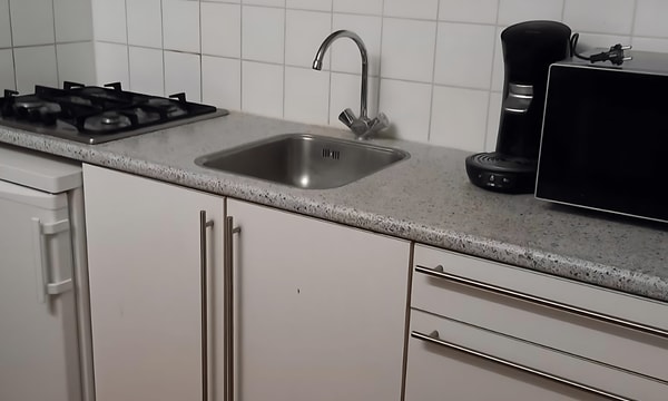 Kamer | 12m² | Boven Nieuwstraat | €355,-