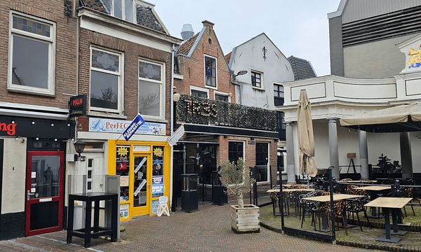 Kamer | 75m² | Plein | €560,-