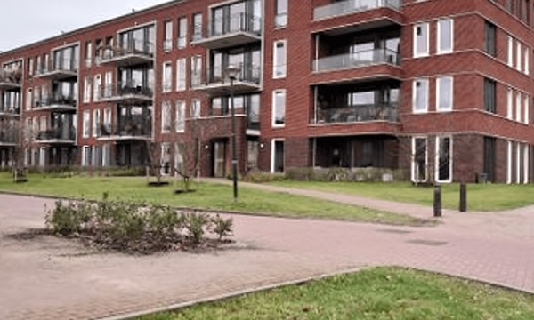 Huis | m² | €1325,-