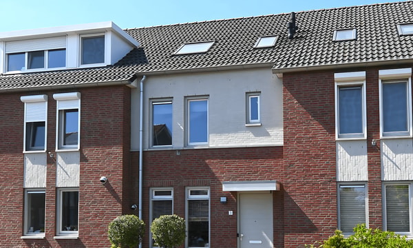 Huis | 102m² | €2100,-