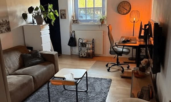 Studio | m² | €725,-