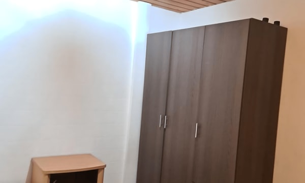 Kamer | 12m² | Honingstraat | €670,-