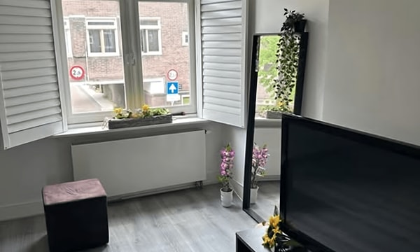 Kamer | Veeteeltstraat | €1250,-