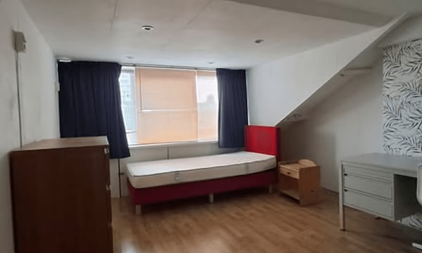 Kamer | 5m² | €580,-