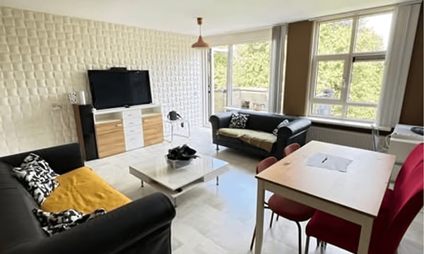 Kamer | m² | €1300,-