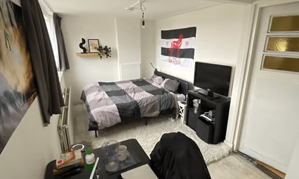 Kamer | Korenbloemstraat | €330,-