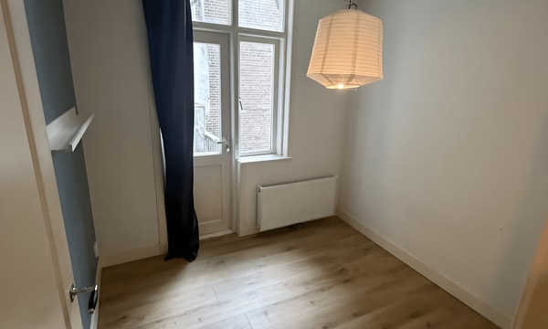 Kamer | 7m² | Zeilstraat | €925,-