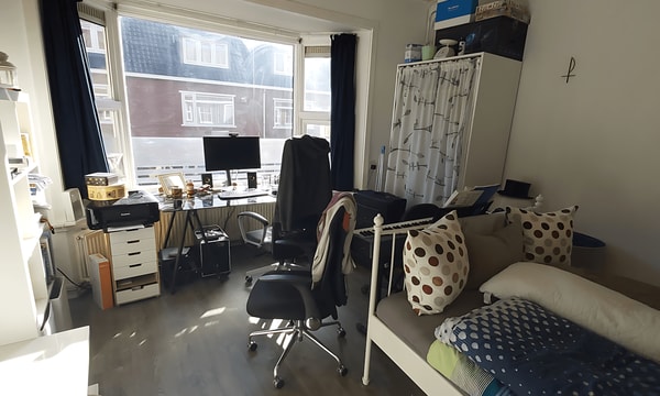 Kamer | 18m² | Van der Waalsstraat | €580,-