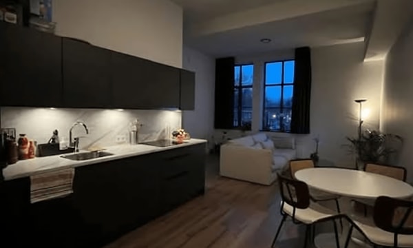 Studio | m² | €200,-