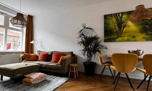 Huis | 82m² | Tulpstraat | €1270,-