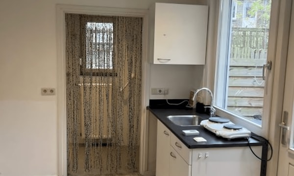 Kamer | 18m² | Lage Barakken | €748,-