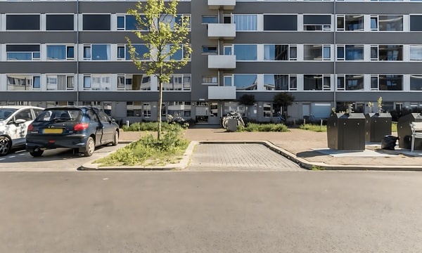 Appartement | 75m² | Monnetlaan | €1975,-