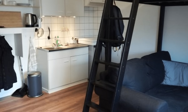 Kamer | m² | €440,-