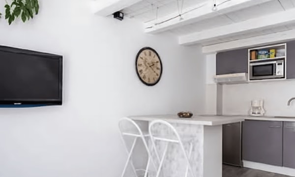 Studio | m² | €500,-