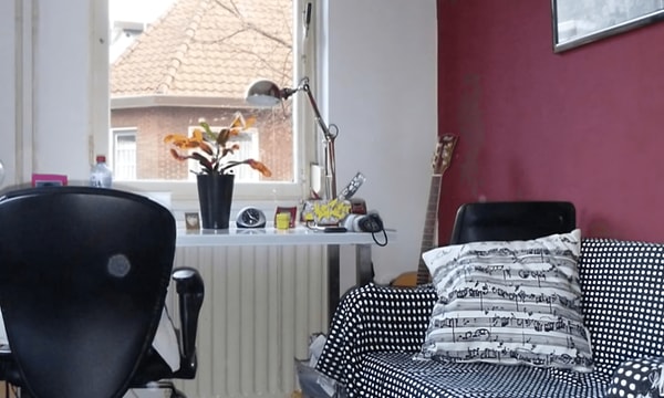 Kamer | 18m² | Sloot | €425,-