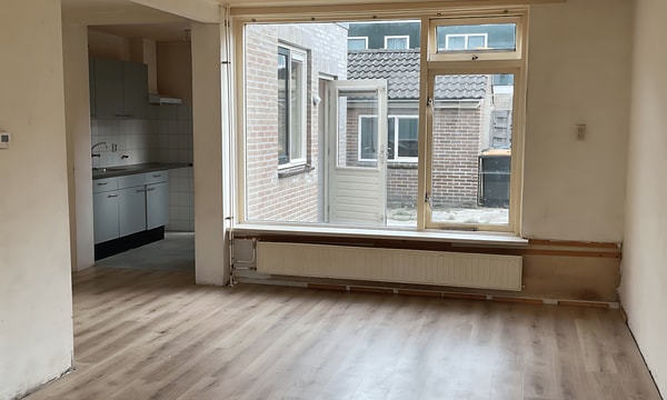 Huis | 115m² | Gruttolaan | €200,-